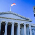 米国防権限法で仮想通貨マネロン対策強化の可能性が浮上